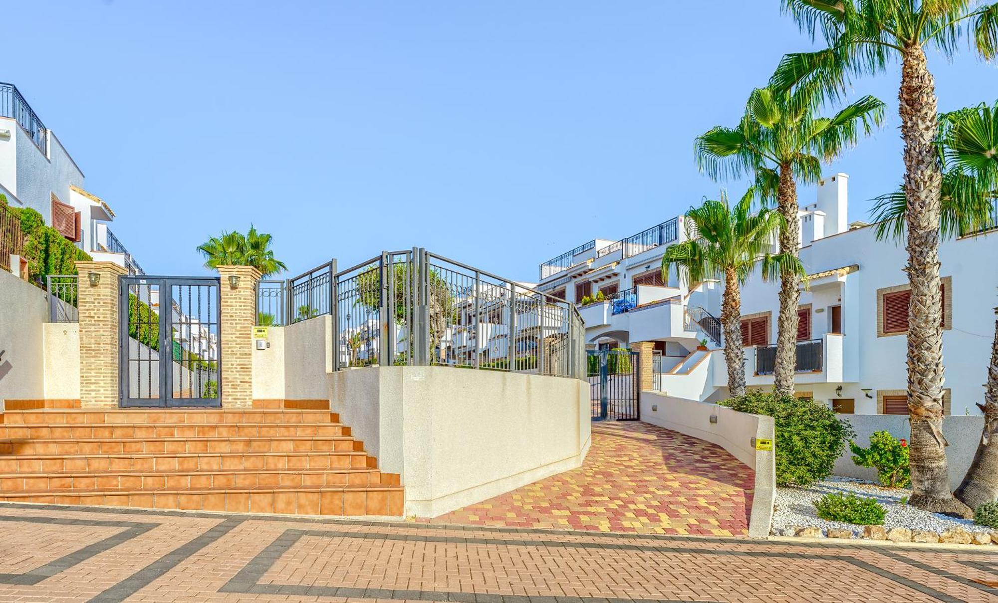 Sunny Apartments In La Mata, Azul Beach 2 Торевиеха Екстериор снимка